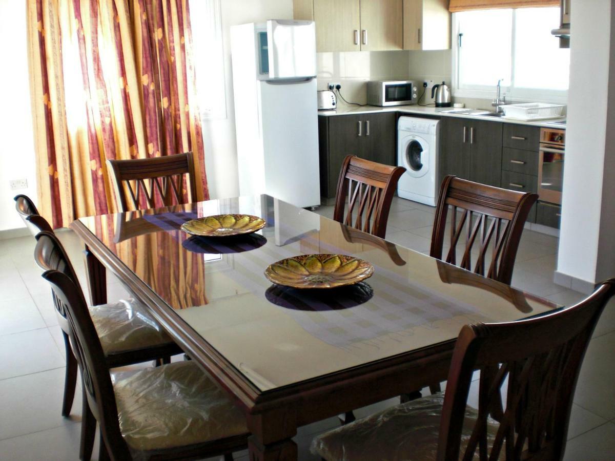 Costa Cornelia Homes Вилла